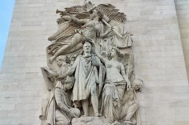 Наполеон, Триумфальная арка