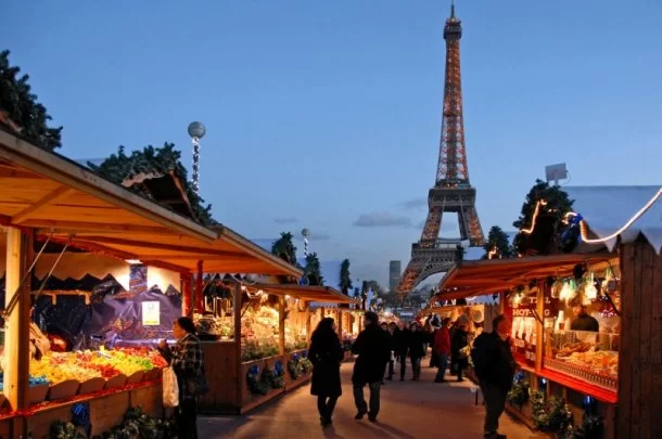 Рождественский рынок в Париже